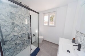 Villa, 4 Bedrooms, Private Pool | Bathroom - Luxury Chalet 20 Minutes From Valencia (Lliria)