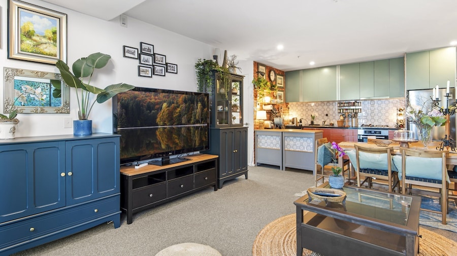 Chic 2-bed Apartment With Balcony in Southbank