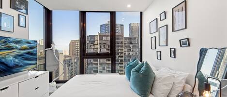 2 habitaciones y espacio para trabajar con laptop