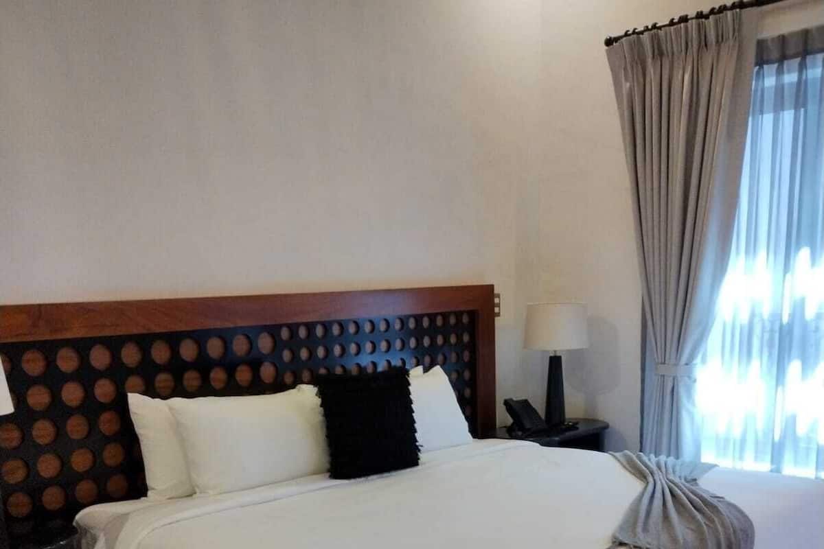 Junior Suite | In-room safe, blackout drapes, free WiFi