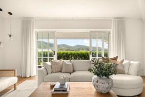 Apartment | Living room