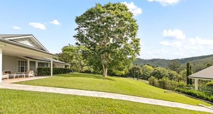 Elegant Bonogin Retreat on Expansive Acreage