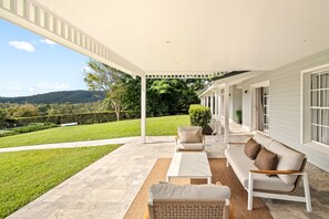 Huoneisto | Terassi/patio