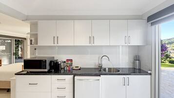 House | Private kitchen