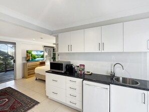 Apartment | 1 bedroom, iron/ironing board, bed sheets - Spacious Beach Studio With Alfresco Dining (Surf Beach)