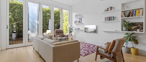 Apartment | Living room