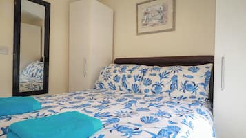 Cottage | 2 bedrooms, free WiFi, individually decorated, individually furnished
