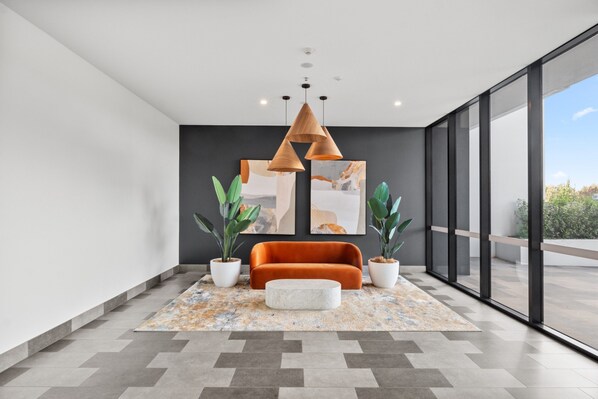 Apartment | Bahagian dalam