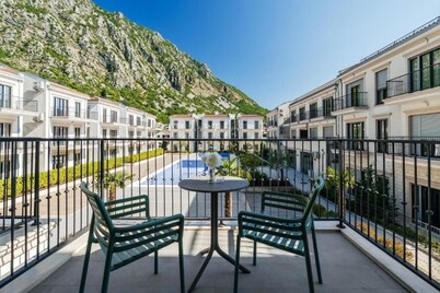 Charming 1-bedroom apartment in enchanting Risan with AC