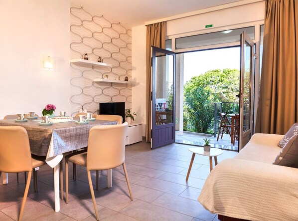 Interior - Deluxe Two Bedroom Apartment with Terrace and Sea View (Medveja)