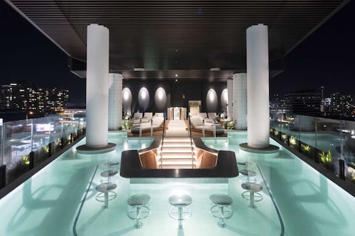 フォーティテュードバレー 3 ベッド, トップフロア + ブリッジビュー