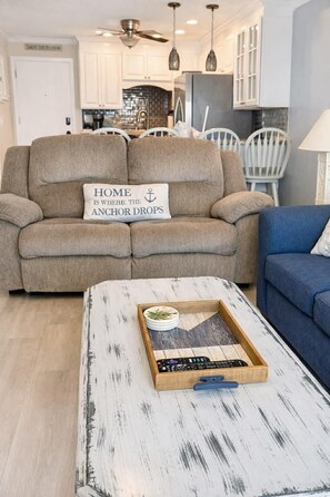 Smart TV, books - Oceanfront Shore Drive. Steps to Sand. King Suite + Balcony Views. APATBIII (Myrtle Beach)