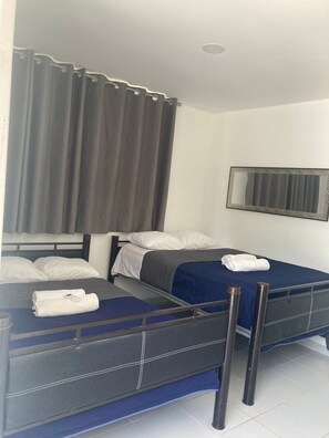 基础四人房, 无烟房 | 床单