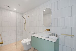 Apartment | Bathroom