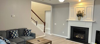 Expansive 5BR Home steps away from Trader Joe's