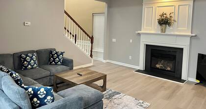 Expansive 5BR Home steps away from Trader Joe's