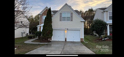 Expansive 5BR Home steps away from Trader Joe's