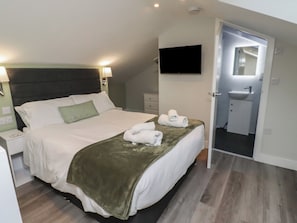 3 camere, con stile personalizzato, con arredamento individuale