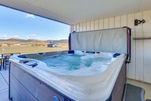 مغطس سبا خارجي