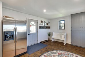 المنشأة من الداخل