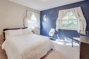 4 bedrooms, desk, iron/ironing board, travel cot