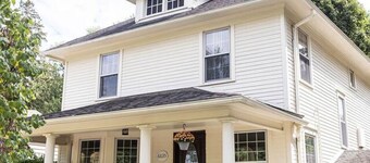 The Railway Retreat - Downtown Sylvania