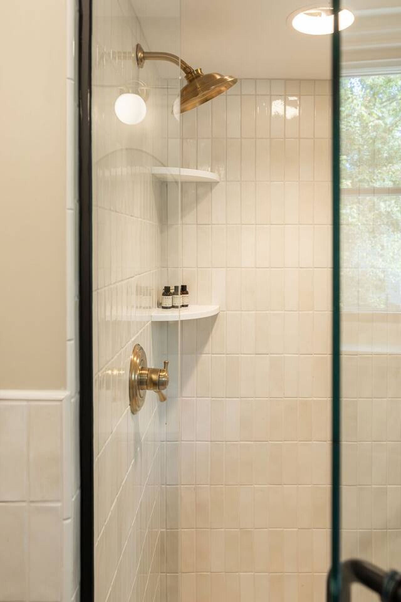 Douche, séchoir à cheveux
