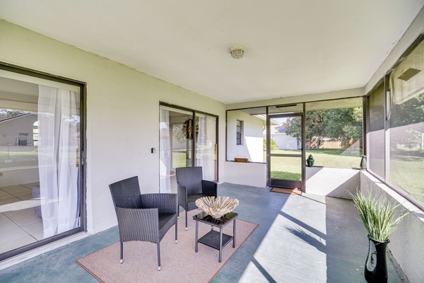 Palm Bay Vacation Rental | 3BR | 2BA | Step-Free Entry | 1,294 Sq Ft