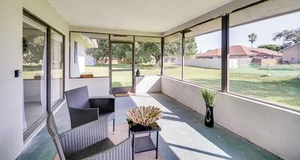 Florida Snowbird Retreat 15 Mi to Melbourne Beach