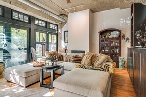 TV, fireplace - Steps to UIC Campus: Condo w/ Community Perks! (Chicago)