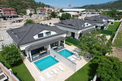 Terrific villa with AC in charming Antalya