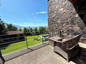 Terrace/patio - Casa San Juan - A Refuge of Luxury and Serenity (San Juan Cosalá)