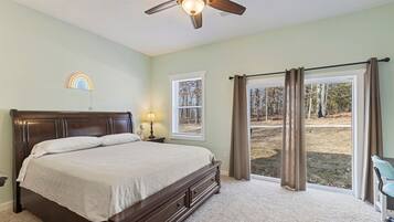 4 bedrooms, internet, bed sheets