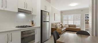 Bright 2-bed Apartment Steps From Largs Bay Beach