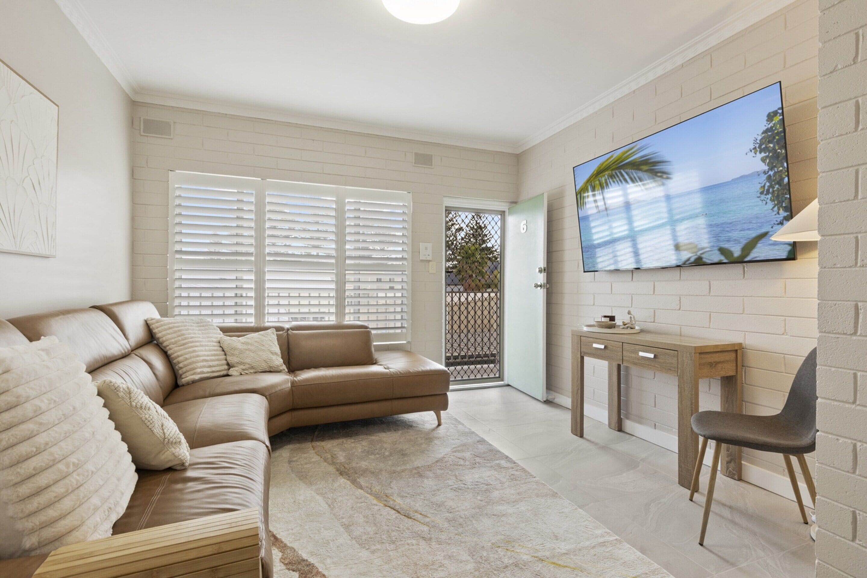 Apartment | Living area