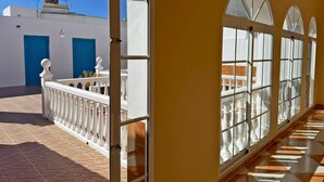 Interior - Casa Luz de Azahar - Ole Solutions (Jerez de la Frontera)