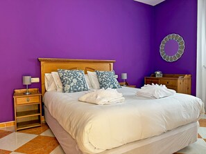 5 Schlafzimmer, Bügeleisen/Bügelbrett, kostenloses WLAN, Bettwäsche