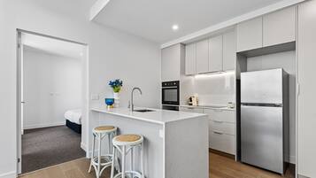 Apartment | Private kitchen | Cookware/dishes/utensils