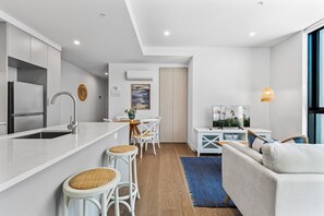 Apartment | Private kitchen | Cookware/dishes/utensils