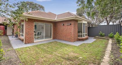 Spacious Glenunga Home With Garage Parking