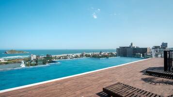 Basic Apartment | Pool | Outdoor pool