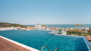 Basic Apartment | Pool | Outdoor pool