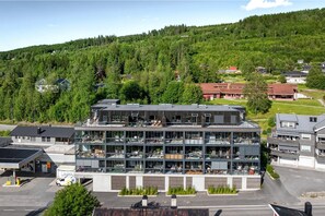 Appartement, 2 chambres, accessible aux personnes à mobilité réduite, balcon | Extérieur