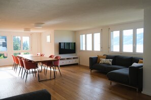 Living area - Vacation home Mostelrain, Sattel-Hochstuckli (Sattel)