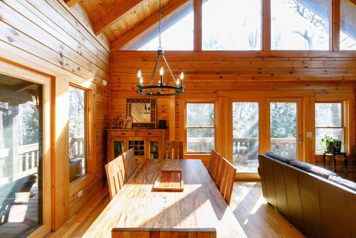 Unique Mountain Cabin Retreat with Hot Tub & View