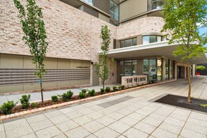 アパートメント | フロント