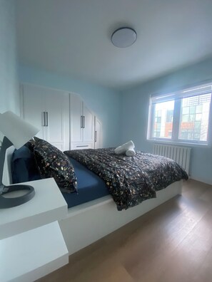 3 bedrooms, WiFi, bed sheets