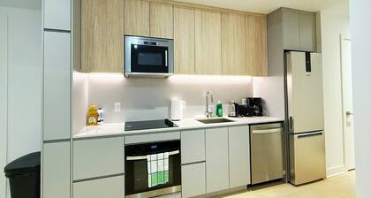 NEW 1bdrm condo, 2mins subway + high walk score!