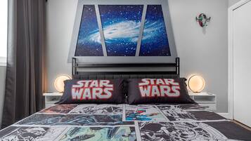 4 chambres, bureau, fer et planche Ă repasser, lit parapluie