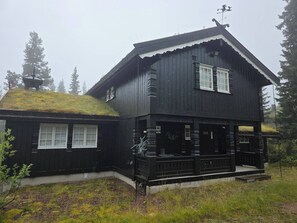 Cabin, 4 Bedrooms, Terrace | Exterior